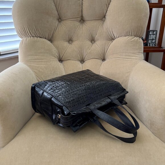 VTG Auth DONNA ELISSA Italy Genuine Crocodile Black Perforated Satchel Tote Bag - Picture 4 of 7
